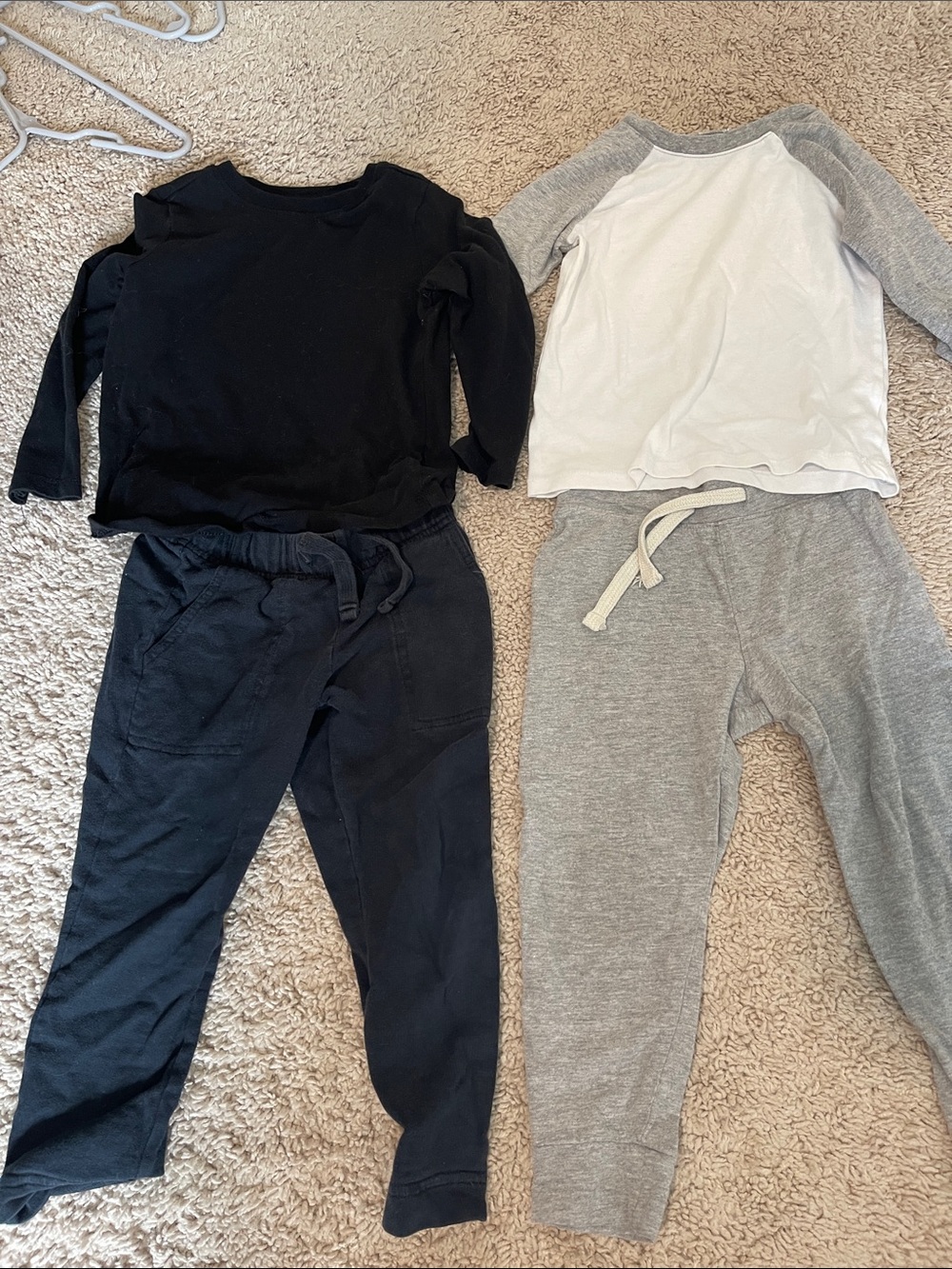 Set of two boys 3t lounge sets